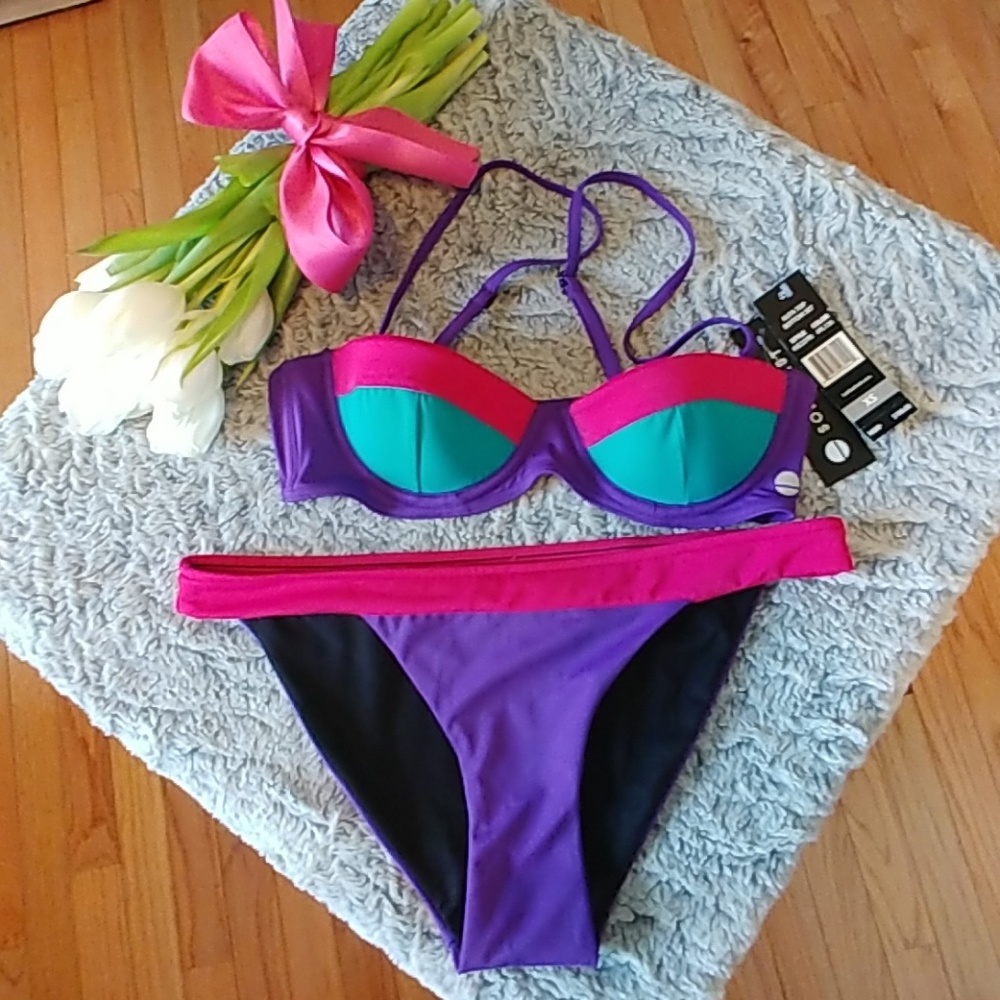 🌸 Sole` East bikini sz XS🌸